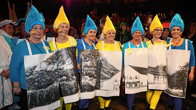 Die sieben Zwerge waren im vergangenen Jahr zu Besuch beim Zunftball im Top10 in Singen. Mal schauen, welche Kostüme am 3. Februar in ...