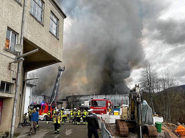 Bild 9: Bilder vom Großbrand in Wehr