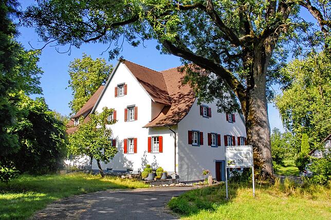 Die Geschichte der Riedmühle zwischen den Ortsteilen gelegen reicht bis 1489 zurück. Im 16. Jahrhundert zerstört, abgebrannt und wieder ...