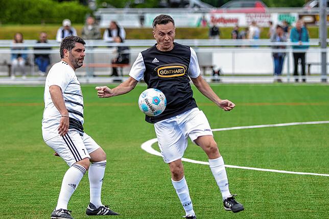 Bild 7: Legenden-Spiel beim SV Rheintal endet 5:5 – wir haben Fotos!