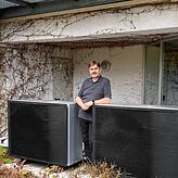 Vor gut drei Jahren tauschte Andreas Klatt die Gasheizung des Bürogebäudes durch moderne Wärmepumpen aus. Heute ist das Büro ein ...