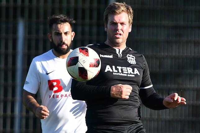 Bild 6: FC Erzingen fegt Gastgeber FV Lörrach-Brombach II mit 7:0 vom Platz &ndash; und wir haben Bilder!