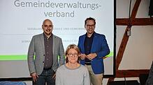 Schulsozialarbeiterin Ann Katrin Schilling präsentiert bei der Sitzung des Gemeindeverwaltungsverbands Immendingen/Geisingen ein neues ...