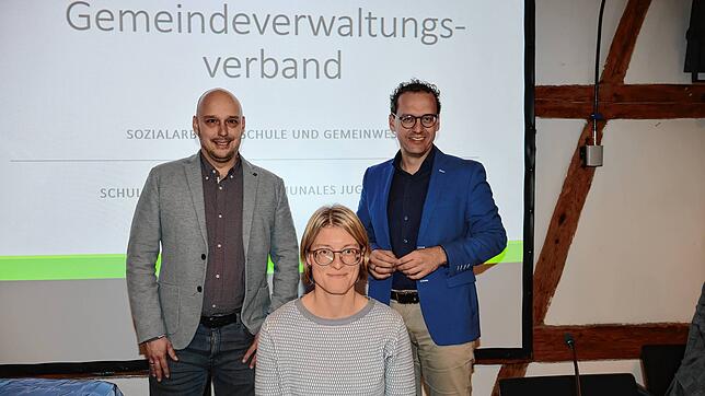Schulsozialarbeiterin Ann Katrin Schilling präsentiert bei der Sitzung des Gemeindeverwaltungsverbands Immendingen/Geisingen ein neues ...