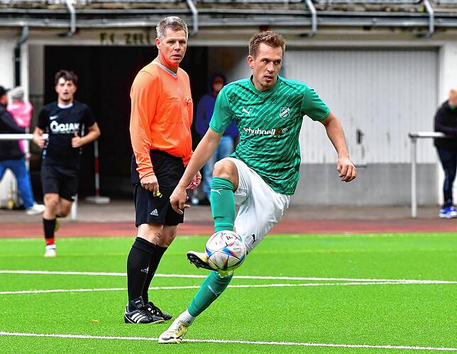 Serie gerettet: Kurz vor Schluss traf Jonas Krumm (hier ein Archivfoto) für den FC Zell noch zum erlösenden 1:1-Ausgleich beim ...