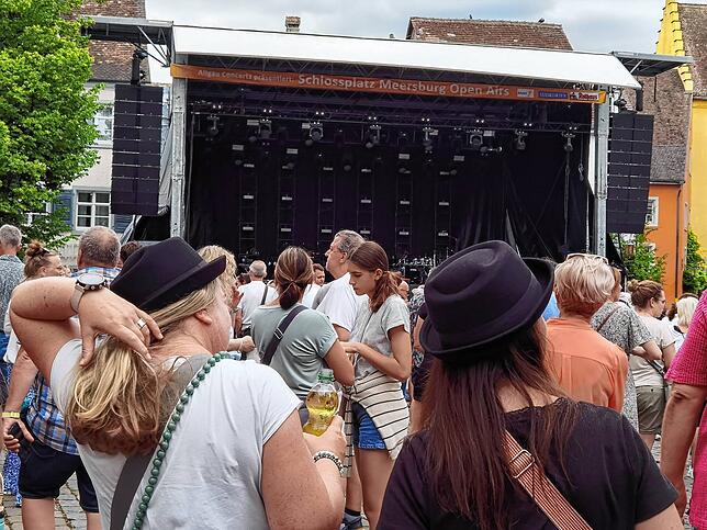 Bild 22: Johannes Oerding tritt in Meersburg auf: 4.000 Fans feiern begeistert