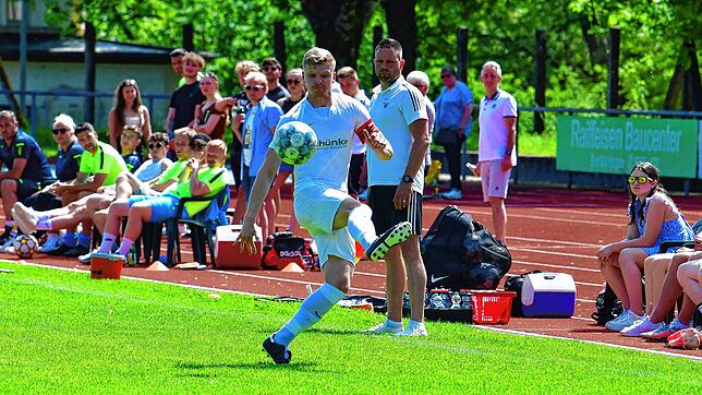 Eiskalter Elfmeterschütze: Alexander Rebis traf beim 3:2-Sieg der SG FC Wehr/Brennet gegen den FC Schönau zwei Mal vom Elfmeterpunkt.