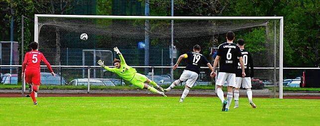 Bild 32: SV 08 Laufenburg besiegt den FC Tiengen 08 im Hochrhein-Derby mit 4:2 – und wir haben Fotos!