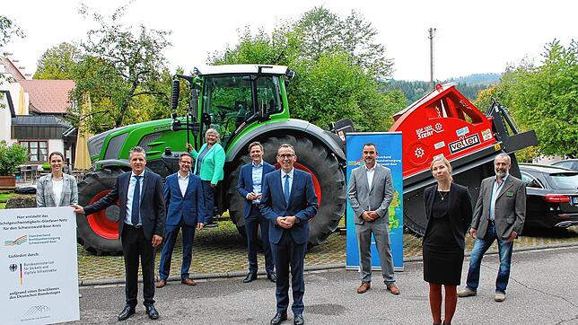 Ein weiterer Meilenstein beim Breitbandausbau in Blumberg war der Anschluss Achdorfs mit seinen Ortsteilen. Der Abschluss wurde am 23. ...