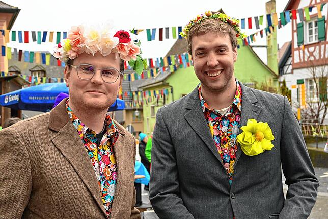 Bild 27: Narrenhochzeit in Sipplingen: So feiern die Narren das neue Paar