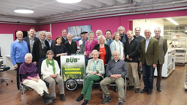 Gruppenbild der Kandidaten der Wählervereinigung BÜB+ für die Gemeinderatswahlen 2019 in Überlingen.