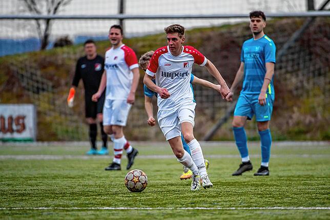 Bild 17: FC Rot-Weiß Weilheim kommt beim 3:2 gegen den SV Buch zum ersten Saisonsieg &ndash; und wir haben Bilder!
