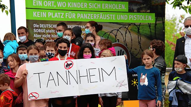 Tannheims Protest gegen Bundeswehr-Pläne: Die klinik macht seit 2020 mobil.