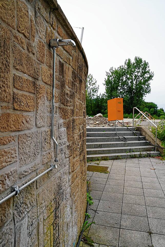 Bild 9: Wie steht es eigentlich um das Waldshuter Freibad? Wir nehmen Sie mit auf die Baustelle