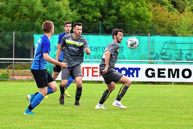 Bild 27: FC Hauingen fegt den FV Degerfelden mit 10:1 vom Platz &ndash; und wir haben Bilder vom Spiel