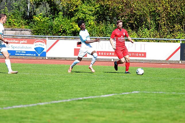 Bild 31: FC Tiengen 08 unterliegt Tabellenführer Spvgg. Gundelfingen/Wildtal mit 1:2 – und wir haben Fotos!