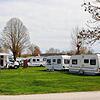 Öffnen dürfen Campingplätze für Übernachtungen in Wohnwagen oder Wohnmobilen. Die Corona-Novelle gilt auch für den Riedsee-Campingplatz. ...