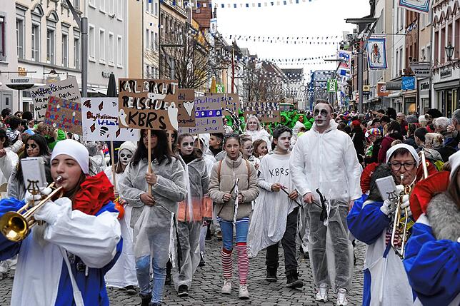 Bild 24: Fastnacht 2023: Die schönsten Fotos vom Umzug am Donnerstag in Villingen