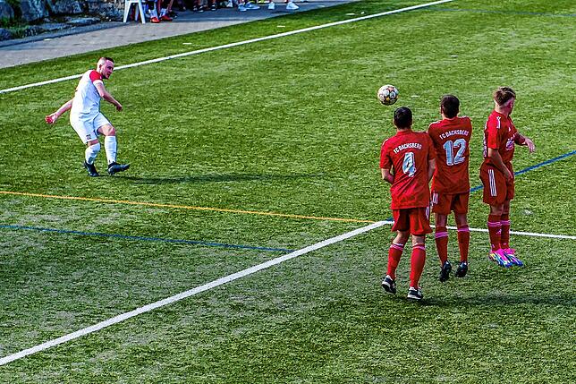 Bild 4: SG Weilheim/Gurtweil gewinnt gegen Aufsteiger FC Dachsberg mit 2:0 &ndash; und wir haben Bilder!