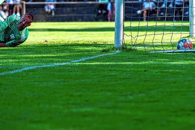 Bild 9: SV BW Murg verliert Spitzenspiel gegen SV 08 Laufenburg II mit 1:4 &ndash; und wir haben Bilder!