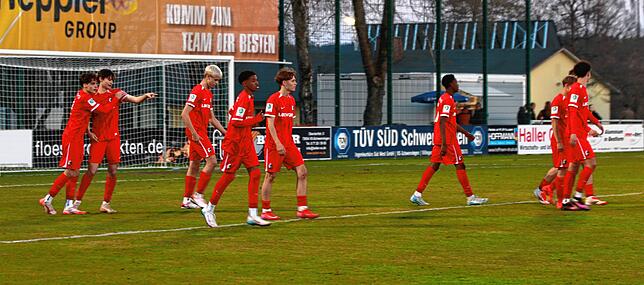 Bild 5: Die U17 des SC Freiburg zu Gast im Friedengrund: Das sind unsere Bilder!