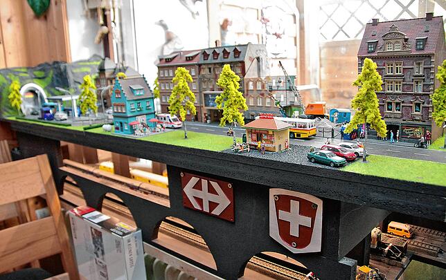 Das Schweiz-Modul ist zweistöckig aufgebaut und von der Wohnung sowie vom Balkonfenster aus einsehbar.