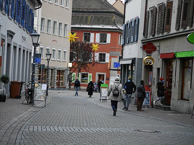 Bild 4: Ein bisschen Hoffnung unter Händlern: Seit Montag darf in Konstanz wieder bestellte Ware via &bdquo;Click and Collect&ldquo; angeboten werden &ndash; doch das löst nur einen Teil der Probleme
