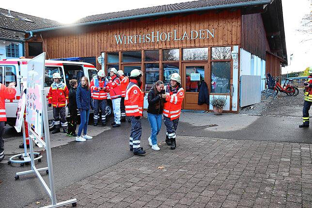 Bild 27: Bilder von der Feuerwehrhauptübung der Feuerwehr Riedheim