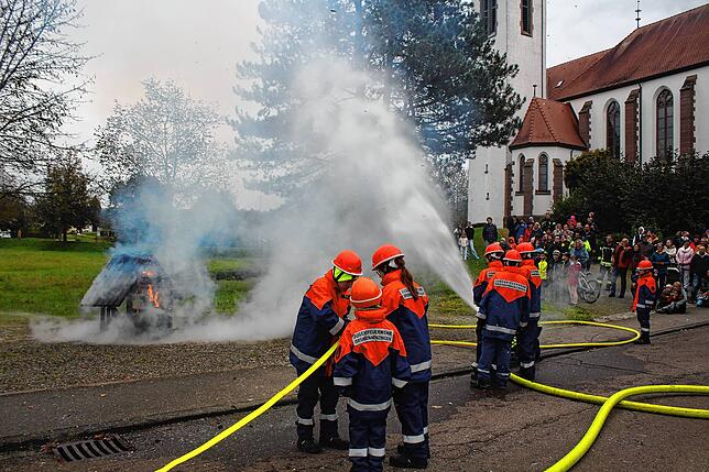 Bild 1: Bilder der Jahreshauptübung der Feuerwehr Orsingen-Nenzingen