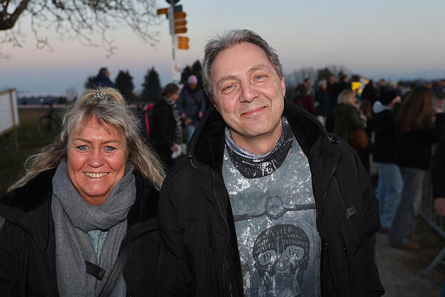 Bild 3: Bilder vom Funkenfeuer 2025 in Litzelstetten: So lebt die Tradition weiter!