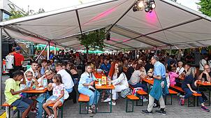 Bild : Endlich wieder Dettinger Dorffest! Hier gibt‘s die Bilder
