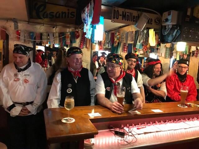 Hoher Besuch: Überlingens Narreneltern, närrisch zivil.