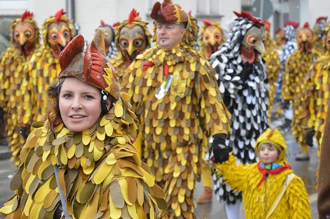 Bild 2: Bilder vom Narrensprung beim Ringtreffen des Alemannischen Narrenrings (Teil 1)