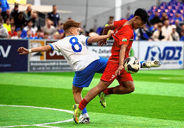 Bild 49: Fußball-Nachwuchsstars in Friedrichshafen! Unsere große Bildergalerie vom MTU-Cup!
