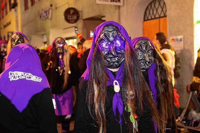 Bild 4: Butzenlauf 2025: Das sind die spektakulärsten Bilder der Konstanzer Fasnacht – Jetzt ansehen