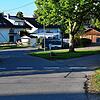 Mit vielen Schildern und neuem Kreisverkehr wird auch im Birkendorfer Unterdorf der Verkehr neu geregelt.