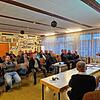 Gespannt verfolgt die Bevölkerung den Infoabend des Regierungspräsidiums Freiburg sowie des Bahnbetriebsleiters Christian Brinkmann zur ...