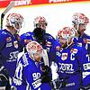 Jubel bei den Wild Wings: Soeben hat Tylor Spink (vorne, Nummer 90) den Treffer zum 2:0 erzielt.