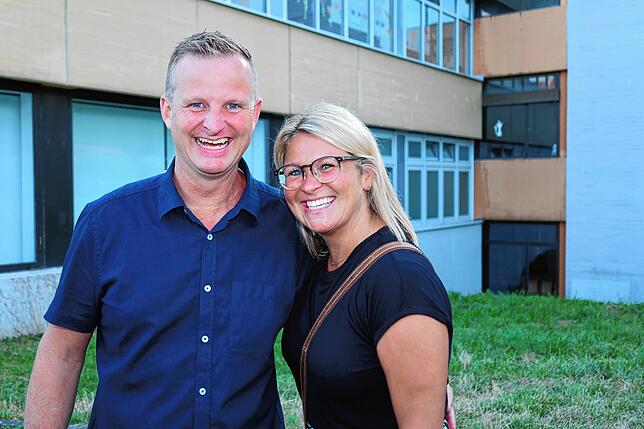 Bild 2: Feierlaune mit der Gretle-Band beim Dettinger Dorffest - hier gibt’s die schönsten Bilder