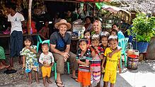 Klaus Haberstroh hat 2017 sechs Wochen lang Myanmar bereist und dabei das Land und seine Bewohner ins Herz geschlossen. Er engagiert ...
