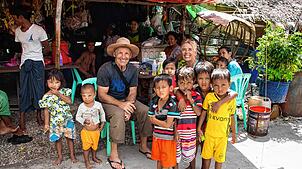 Klaus Haberstroh hat 2017 sechs Wochen lang Myanmar bereist und dabei das Land und seine Bewohner ins Herz geschlossen. Er engagiert ...