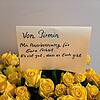 Die Rosen, die der unbekannte Pirmin der Polizei schickte.