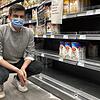 Vitalij Begert, stellvertretender Marktleiter bei Edeka in Aillngen: &bdquo;Die Kunden verstehen es nicht, wenn sie nicht alles ...