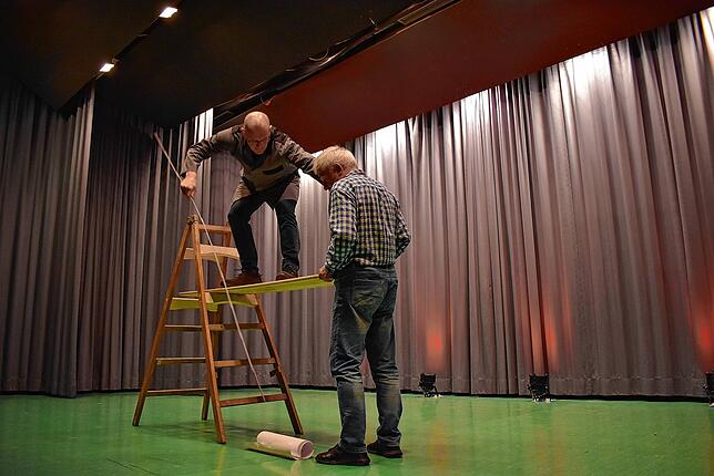 Bild 4: Narrenverein Stiegele Chatz begeistert beim Bunten Abend in Ühlingen