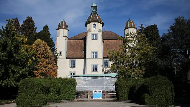 Was wird da am Trompeterschloss hinter der Hülle gebaut? Dies ist eines der zur Zeit laufenden Bauprojekte der Stadt, die sich gemeinsam ...