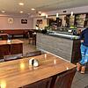 Gamze Celik, Betreiberin des BM-Cafés, wartete am Dienstag zur Mittagszeit vergeblich auf Gäste. Die Gastronomin hat die Auflagen nach ...