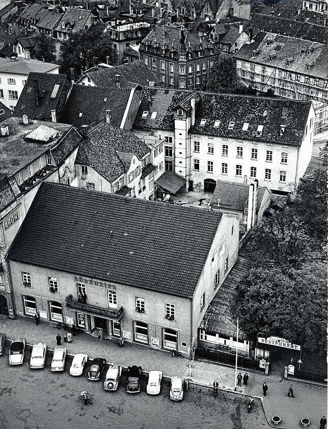 Südkurier am Fischmarkt aus der Luft. Das Bild entstand in den 50er- oder 60er-Jahren.