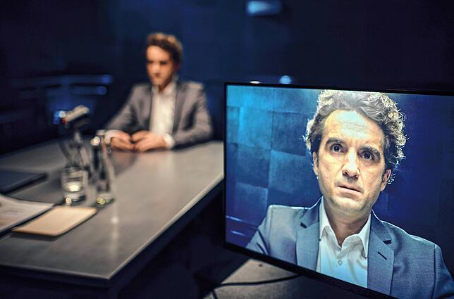 Im Tatort „Videobeweis“ spielt Oliver Wnuk Oliver Jansen, der der Vergewaltigung und eines Tötungsdelikts beschuldigt wird.