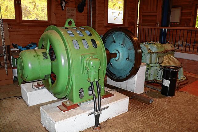Zwölf Tonnen wiegt diese Schachturbine. Ernst Zwick hat sie in Österreich erworben, auseinandergebaut und an der Breg wieder zusammengebaut.