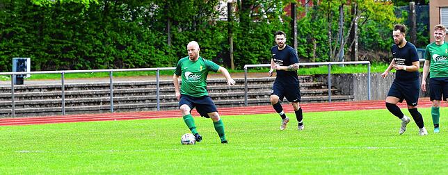 Bild 14: SV Herten setzt sich mit 4:2 bei der SG FC Wehr/Brennet durch &ndash; und wir haben Bilder!